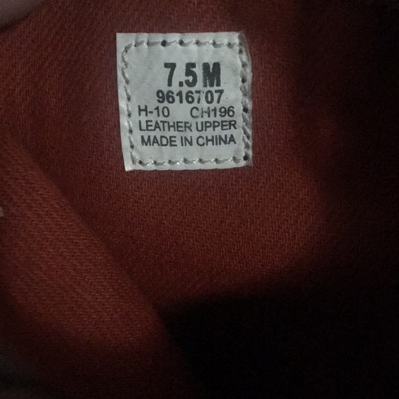 Boots - Picture 6 of 7